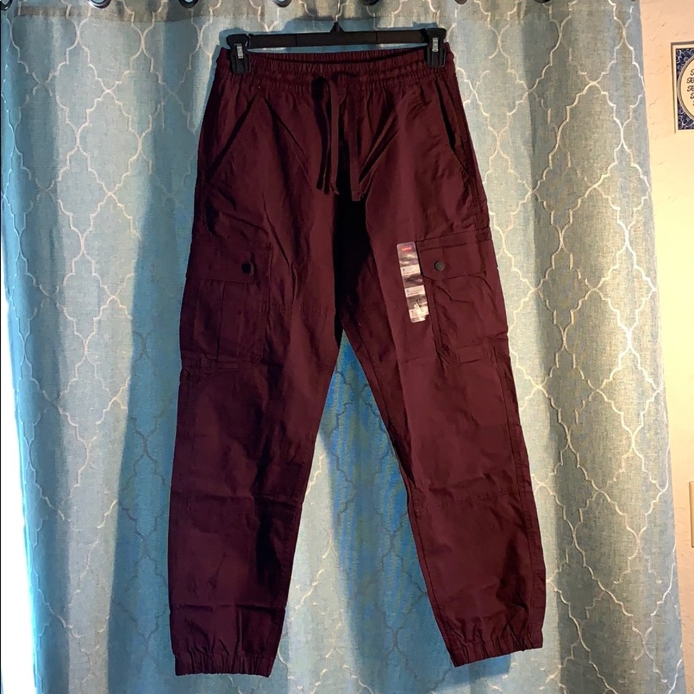 NWT Levi’s Utility Joggers